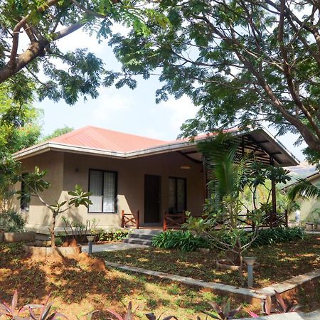 E&G Green Courts Resort At Koroli Hill Station ناسيك المظهر الخارجي الصورة