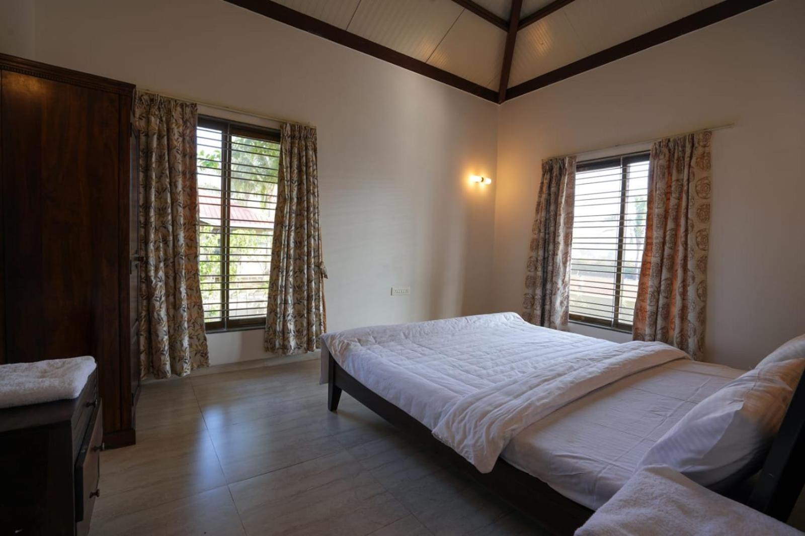 E&G Green Courts Resort At Koroli Hill Station ناسيك المظهر الخارجي الصورة