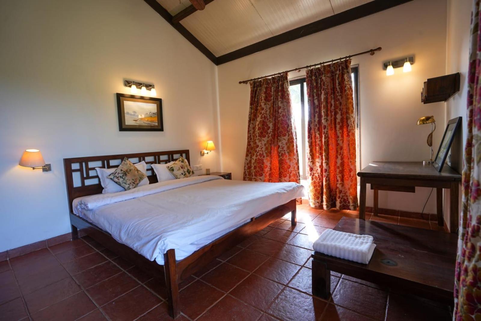 E&G Green Courts Resort At Koroli Hill Station ناسيك المظهر الخارجي الصورة